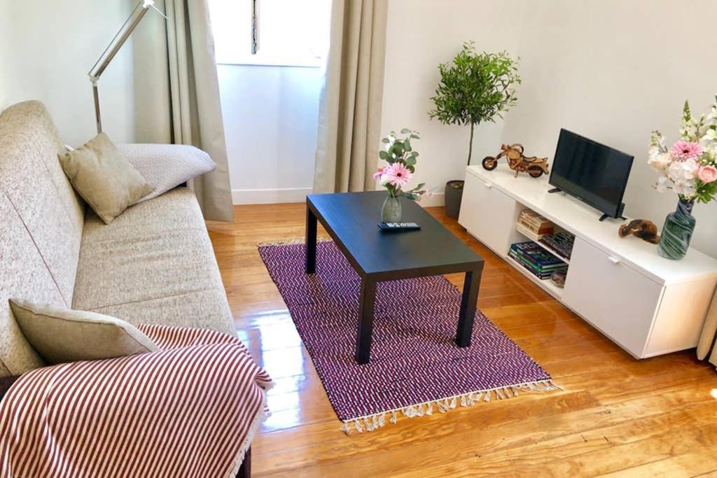 32 3 - Lisbon City Life Private Apartment, Bairro Alto מראה חיצוני תמונה