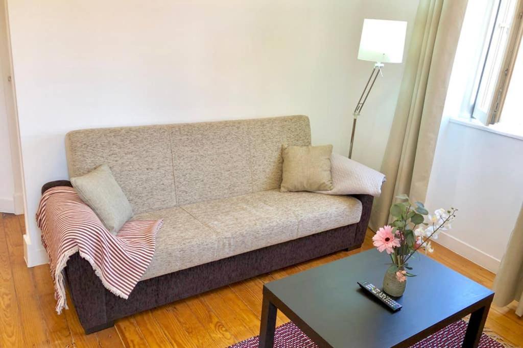32 3 - Lisbon City Life Private Apartment, Bairro Alto מראה חיצוני תמונה